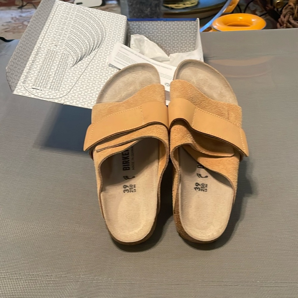 Birkenstock KYOTO 39/8.0 Narrow Fit in Clay Like New in Box